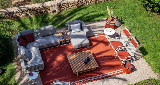Bob Outdoor | Table basse | Tables d'appoint | Poltrona Frau