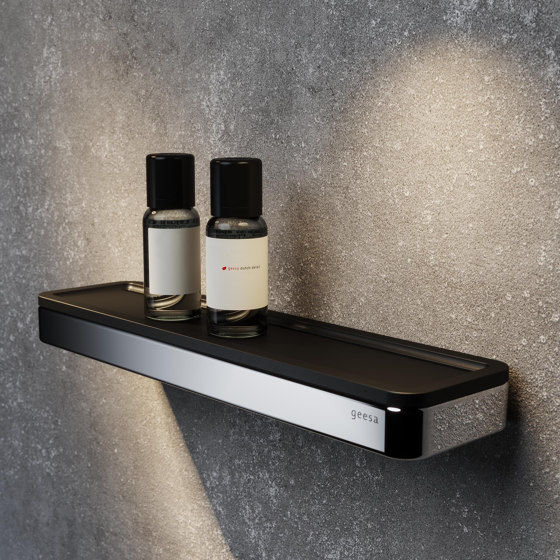 Frame Black Chrome | Bathroom Shelf Universal 21cm Black / Chrome | Bath shelves | Geesa