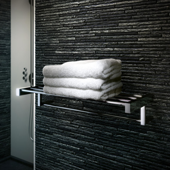 Modern Art | Towel Rail With Shelf 62cm Chrome | Towel rails | Geesa