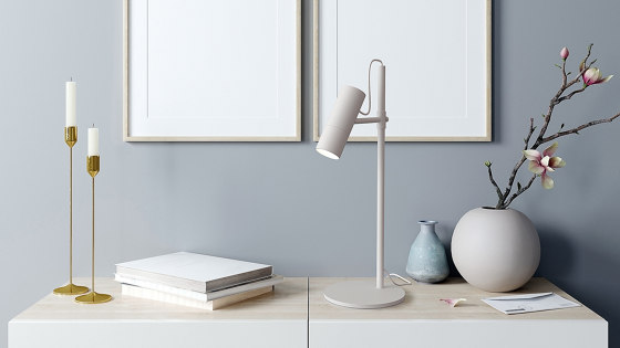 Spot Table Lamp, white | Luminaires de table | Valaisin Grönlund