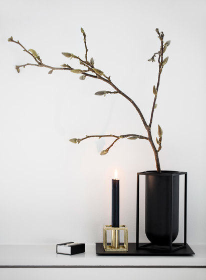 Kubus Vase Lolo, Black | Vases | Audo Copenhagen