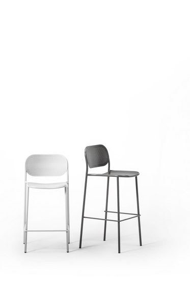 Metis Dot 0174 stool | Bar stools | TrabÀ