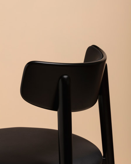 FLY Stackable Chair 1.04.I | Sillas | Cantarutti