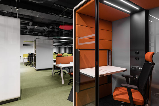 HushWork | Sit&Stand Workpod | Emerald | Office Pods | Hushoffice