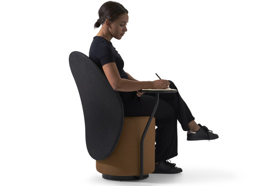 Loomi armchair with table | Stühle | Opinion Ciatti