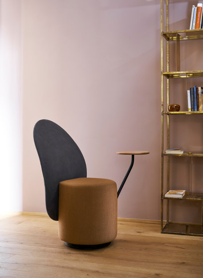 Loomi armchair with table | Chairs | Opinion Ciatti