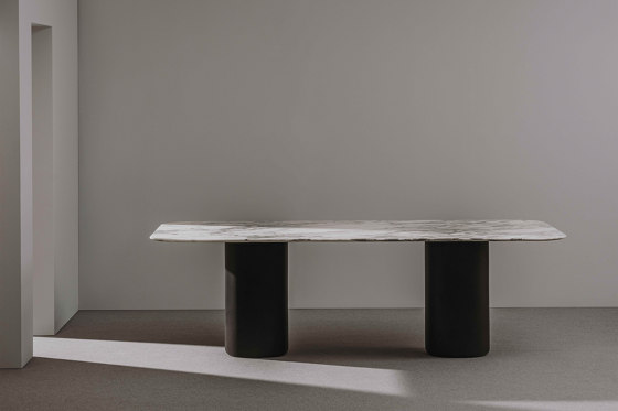Solid BM 03651 | Side tables | Andreu World