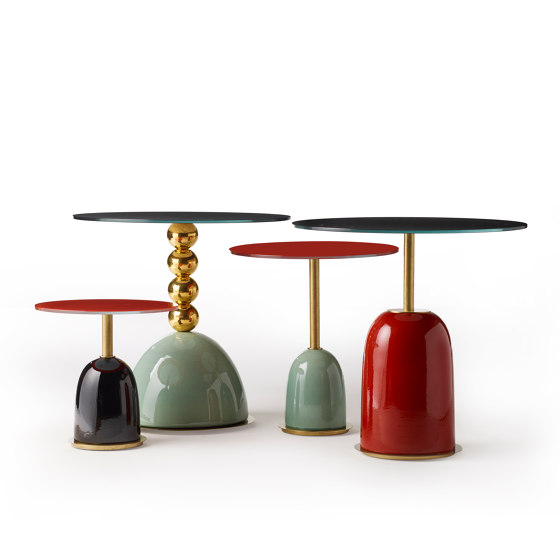 Pins | Round Side Table With Spheres | Tables d'appoint | Marioni