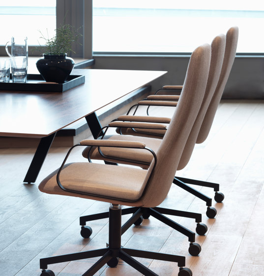 Bella-01 | Chairs | Johanson Design