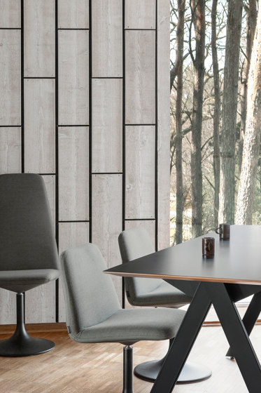 Viggen | Chairs | Johanson Design
