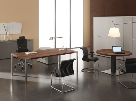 P70 | Coffee tables | Steelcase