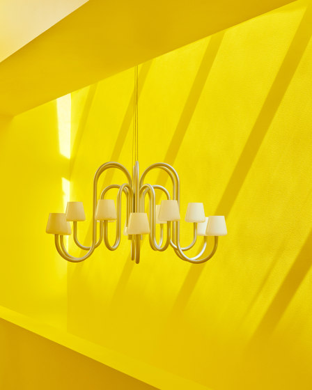 Apollo Chandelier 6 arm | Kronleuchter | HAY