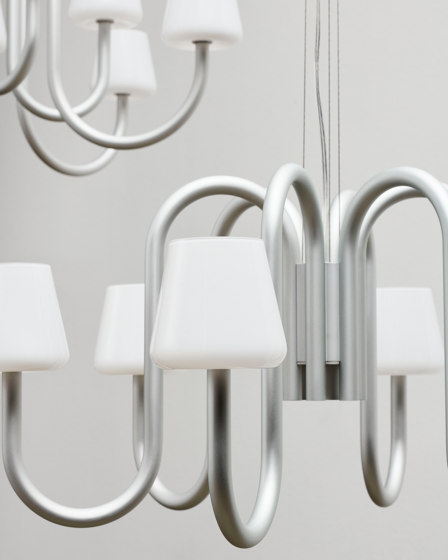 Apollo Chandelier 6 arm | Kronleuchter | HAY