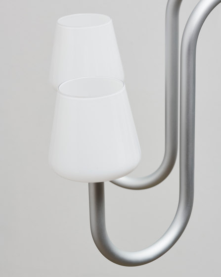 Apollo Chandelier 6 arm | Kronleuchter | HAY