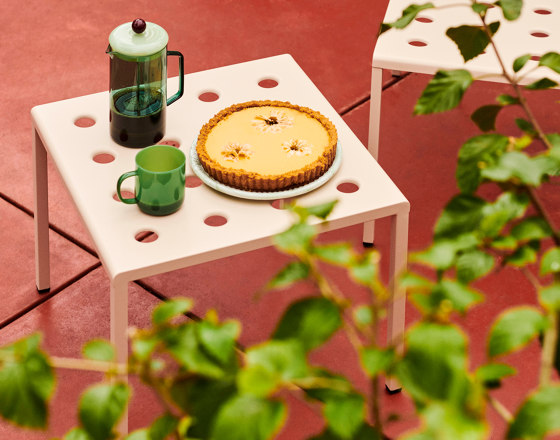 Balcony Low Table Square | Mesas de centro | HAY