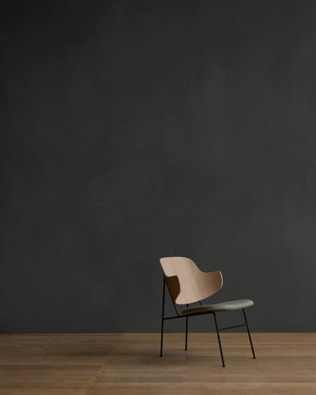 The Penguin Rocking Chair, Black Steel | Walnut / Solid Black Ash Rocker / Hallingdal 110 | Armchairs | Audo Copenhagen