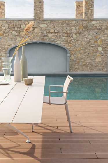 frametable 190 outdoor / F01 | Dining tables | Alias
