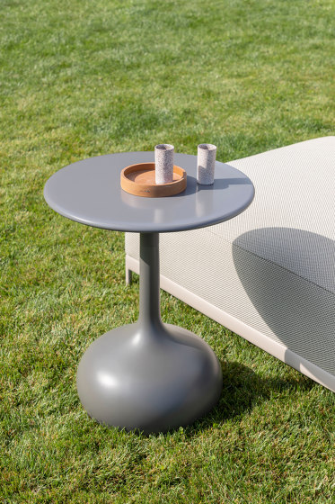 saen xs outdoor / SN5 | Side tables | Alias