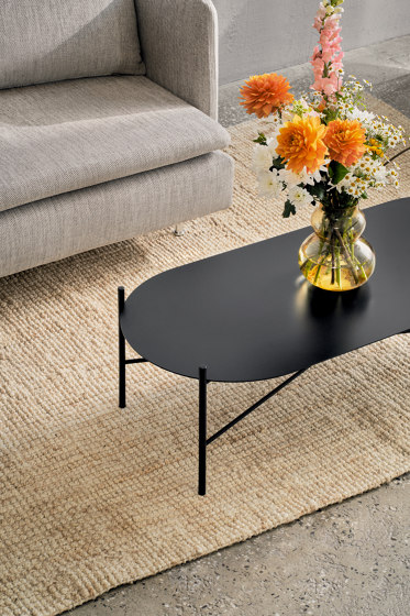 Toglan Coffee Table | Black Metal | Tavolini bassi | noo.ma