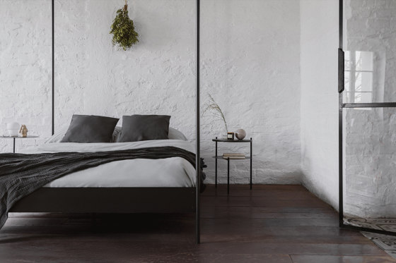 Eton Basic Bed with Headboard Sand Beige | Vulcano Black | Camas | noo.ma