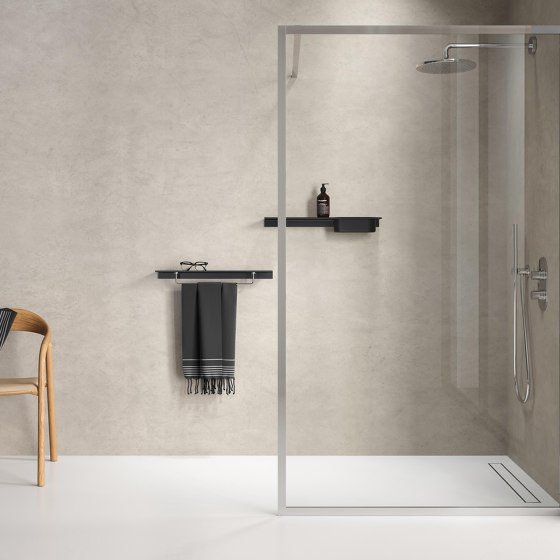 Leev | Étagère de salle de bains 40 cm Noir avec porte-serviette anneau Chrome | Porte-serviettes | Geesa