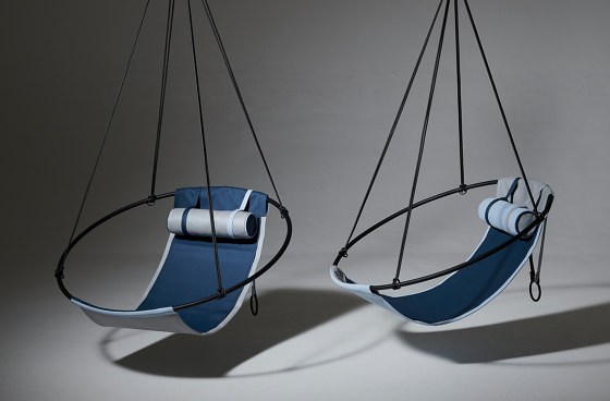 Sling Hanging Chair - Outdoor (Blue) | Columpios | Studio Stirling