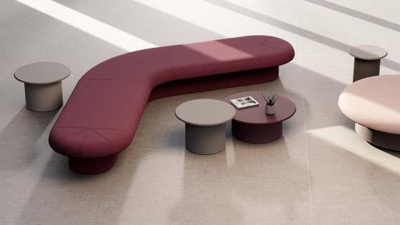 Drage Low Table | Tables d'appoint | B&T Design