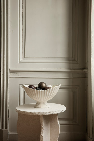 Fountain Centrepiece - Off-White | Floreros | ferm LIVING