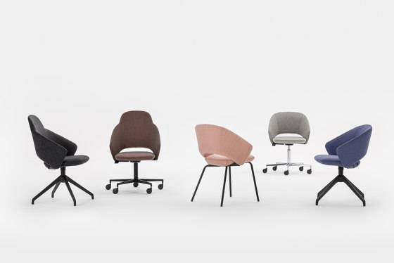 Icon Desk 7101 | Chairs | Mara