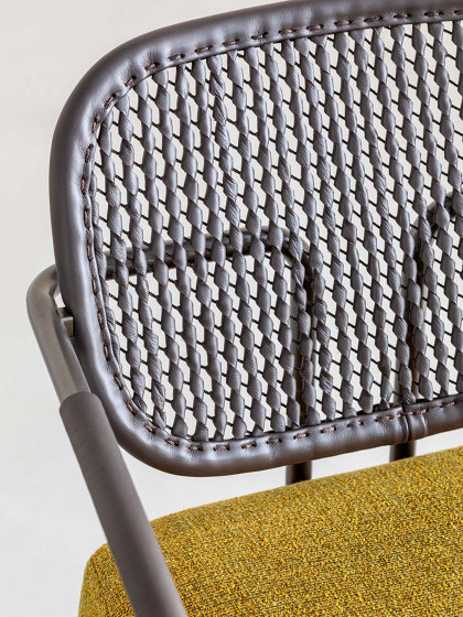 Arno Chair | Sessel | Flou