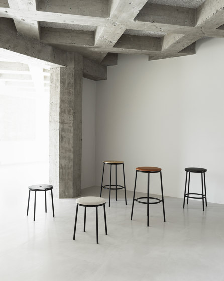 Circa Barstool 65 cm Upholstery Main Line Flax | Bar stools | Normann Copenhagen