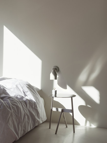 Klip Wall Lamp Warm Grey | Wandleuchten | Normann Copenhagen