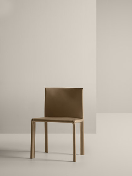 Blyn | Chair | Stühle | Frag