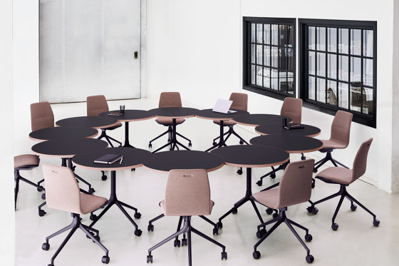 AS400 TABLE CONCAVE | Mesas contract | HOWE