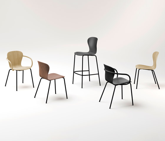 S 220 F | Chairs | Thonet
