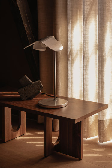 Wing Table Lamp | Lámparas de sobremesa | Audo Copenhagen