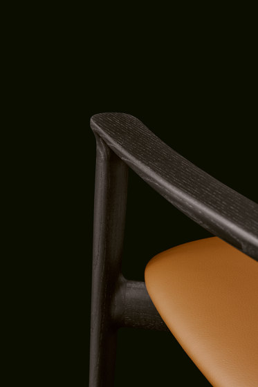 Curve chair | Chairs | Poliform