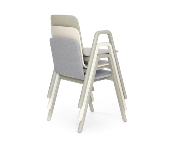 Naku Stack Chair, stained ash | Sillas | Inno