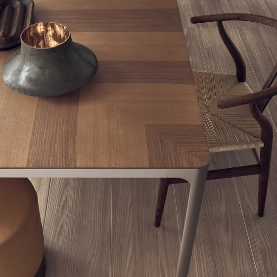 Flat | Contract tables | Rimadesio