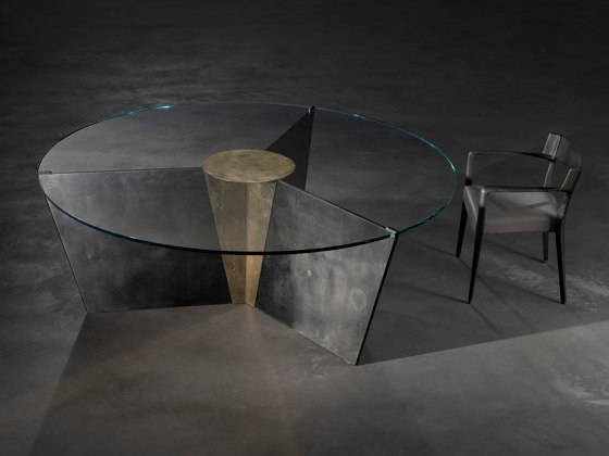 Gotham EVO | Tables de repas | HENGE