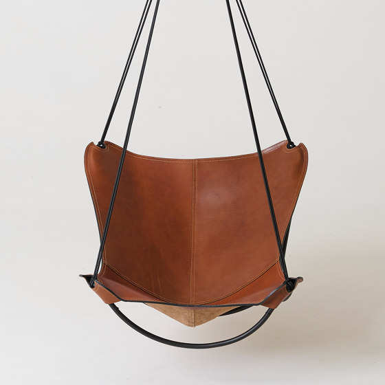 Butterfly Hanging Chair Brown  | Schaukeln | Studio Stirling