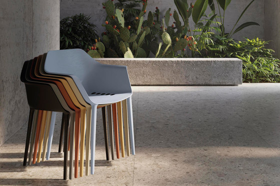 Gala Pure Eco SO-0724 | Chairs | Andreu World