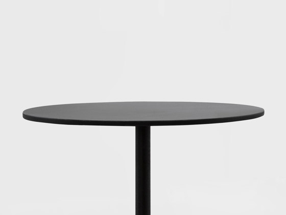 Basalto | Tables d'appoint | IMPERFETTOLAB SRL
