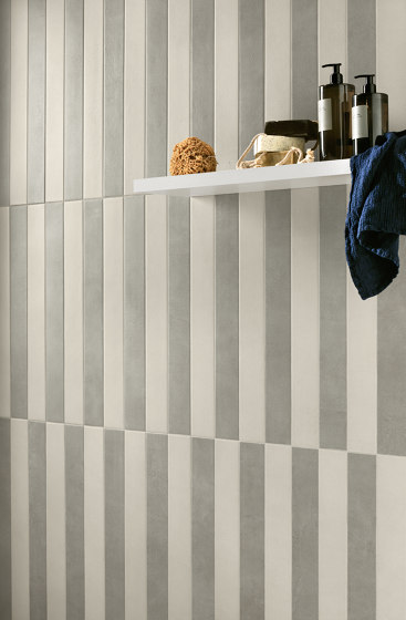 Longarine Brio | Mora 7,5x60 | Piastrelle ceramica | Marca Corona