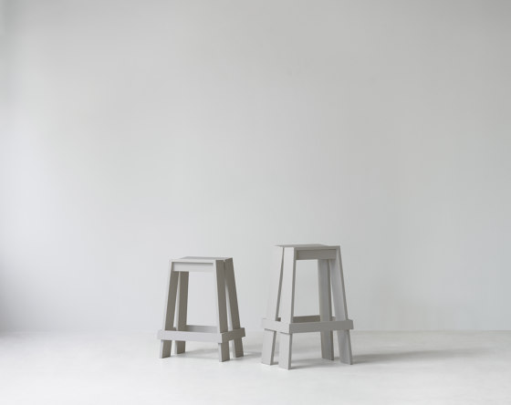 Let Barstuhl 75 cm Hellgrau | Hocker | Normann Copenhagen