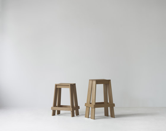 Let Barstool 75cm Light Grey | Stools | Normann Copenhagen