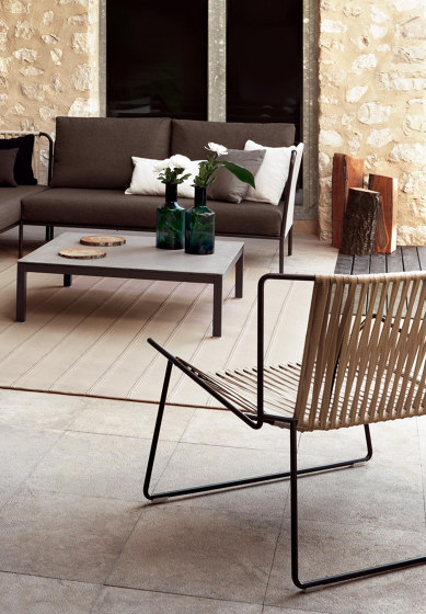 Out_Line Hand-woven armchair | Armchairs | Expormim