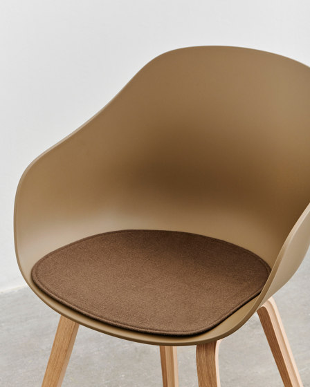 About A Chair AAC23 | Sillas | HAY