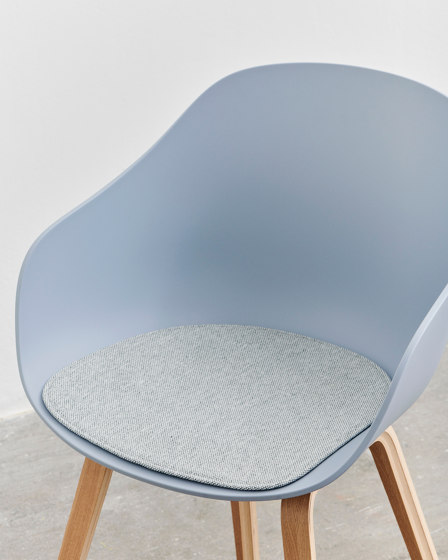 About A Chair AAC23 | Sillas | HAY