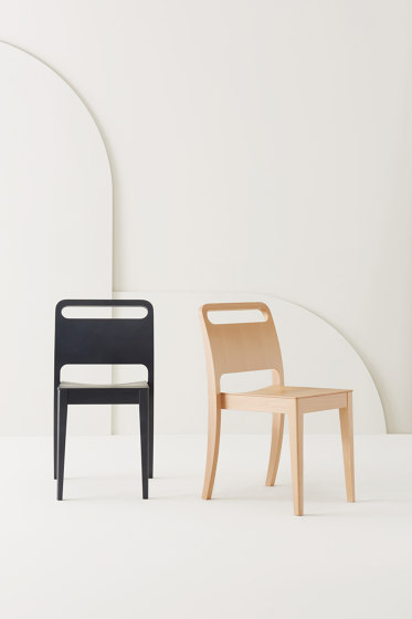 Moon | Chairs | Segis